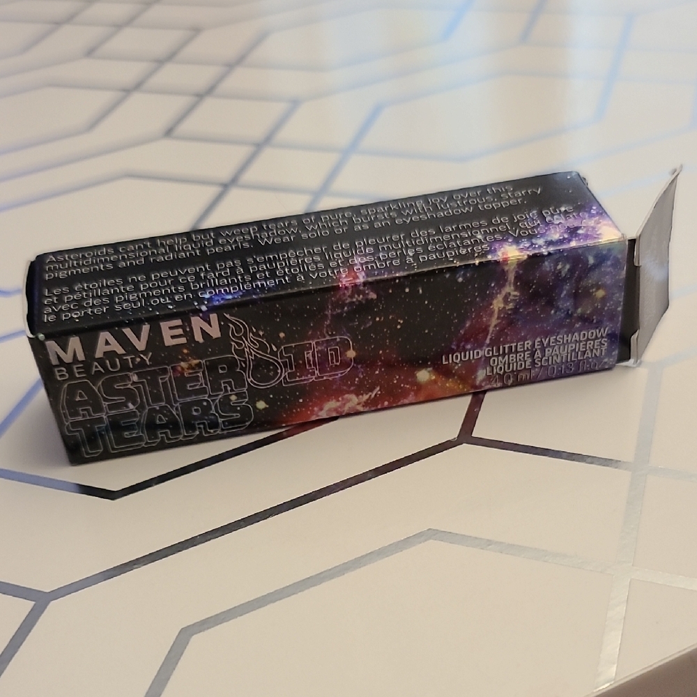 Maven Beauty Asteroid Tears Liquid Glitter Eyeshadow